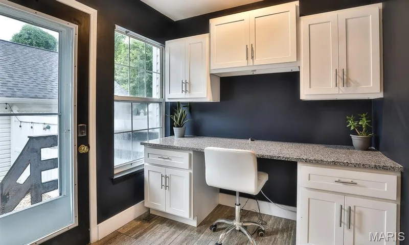 16563 Carriage View Court, Grover, MO 63040 — listing photo 12 of 35