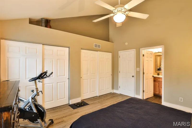 16563 Carriage View Court, Grover, MO 63040 — listing photo 16 of 35