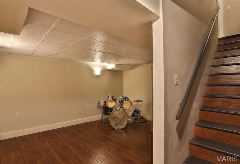 16563 Carriage View Court, Grover, MO 63040 — listing photo 22 of 35