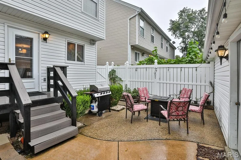 16563 Carriage View Court, Grover, MO 63040 — listing photo 26 of 35