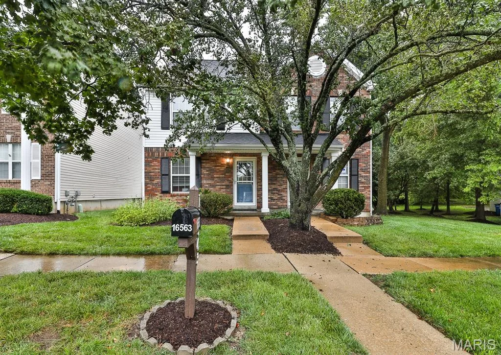 16563 Carriage View Court, Grover, MO 63040 — listing photo 1 of 35