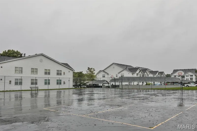 16563 Carriage View Court, Grover, MO 63040 — listing photo 34 of 35