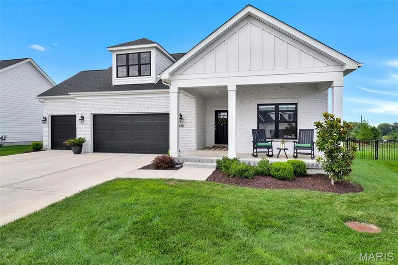 126 Haven Ridge Court, Dardenne Prairie, MO 63368 — listing photo 2 of 47