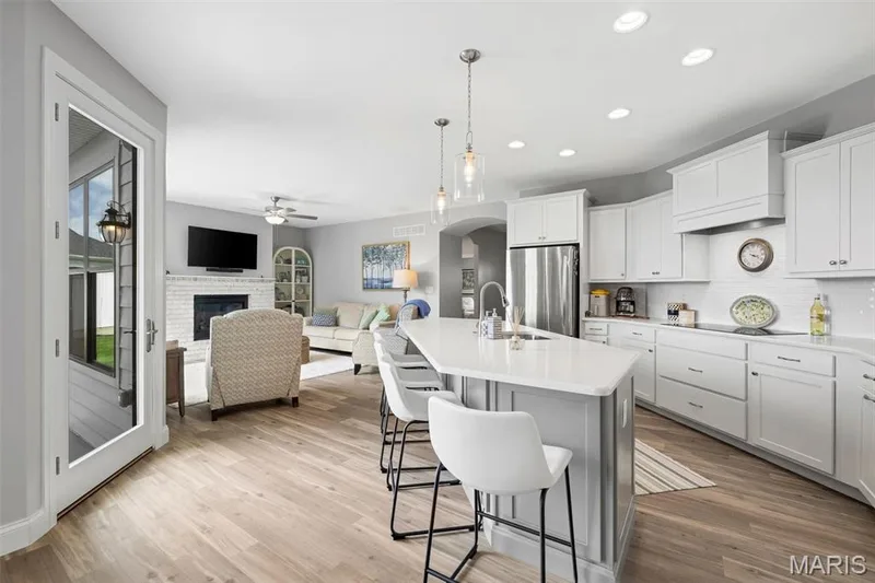 126 Haven Ridge Court, Dardenne Prairie, MO 63368 — listing photo 21 of 47