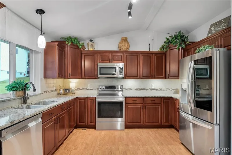 104 Cedar Crest Court, St Charles, MO 63304 — listing photo 22 of 46