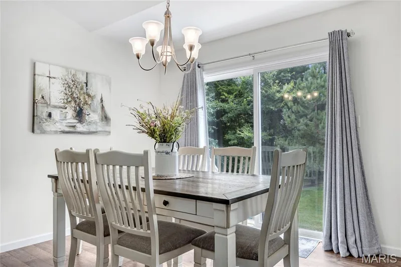 Bright breakfast area — 492 Pleasant Breeze Drive, Wentzville, MO 63385