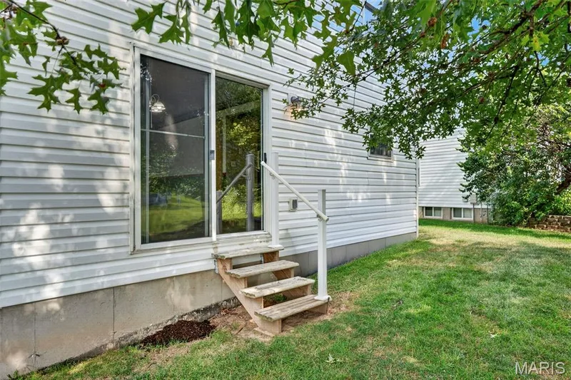 669 Homerun Drive, O'Fallon, MO 63366 — listing photo 19 of 50