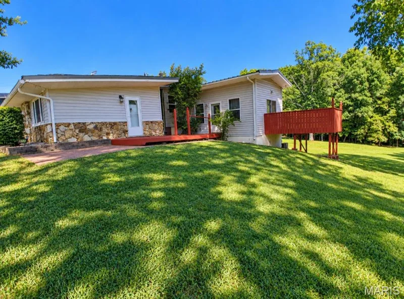 812 Pralle Lane, St Charles, MO 63303 — listing photo 6 of 48