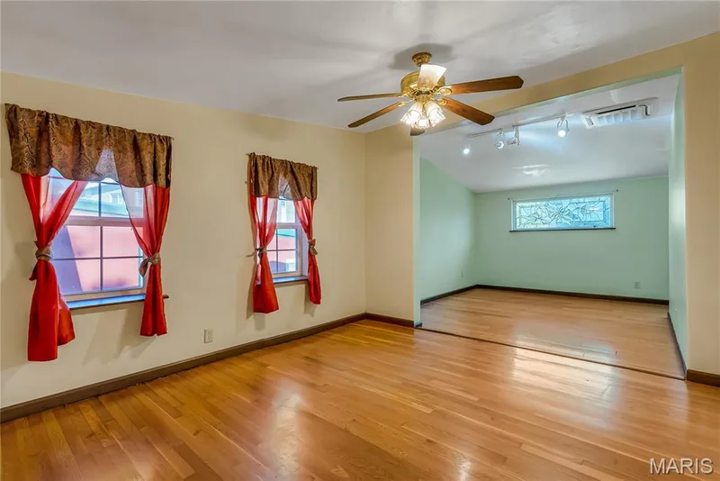 812 Pralle Lane, St Charles, MO 63303 — listing photo 20 of 48