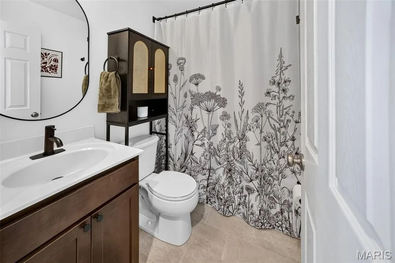724 Palisades Drive, St Charles, MO 63301 — listing photo 14 of 29