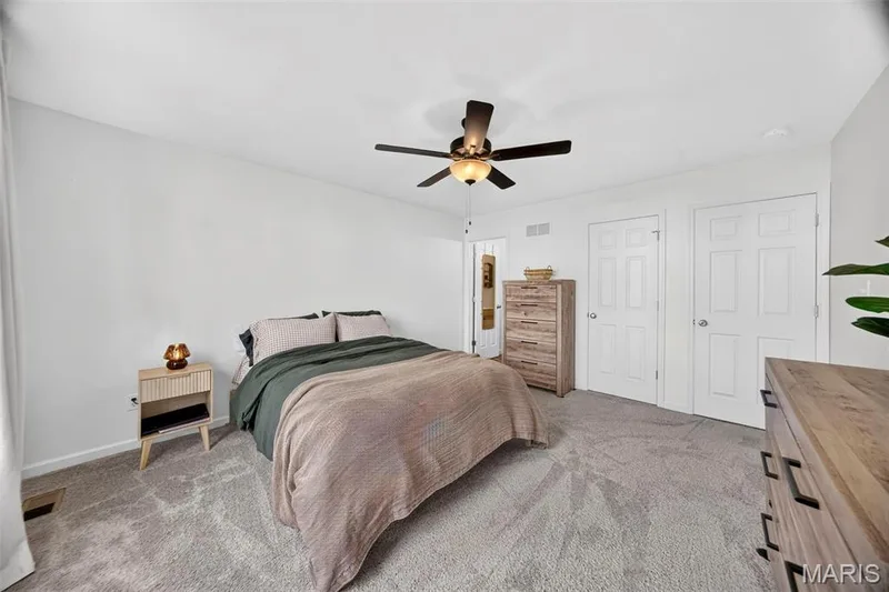 724 Palisades Drive, St Charles, MO 63301 — listing photo 17 of 29