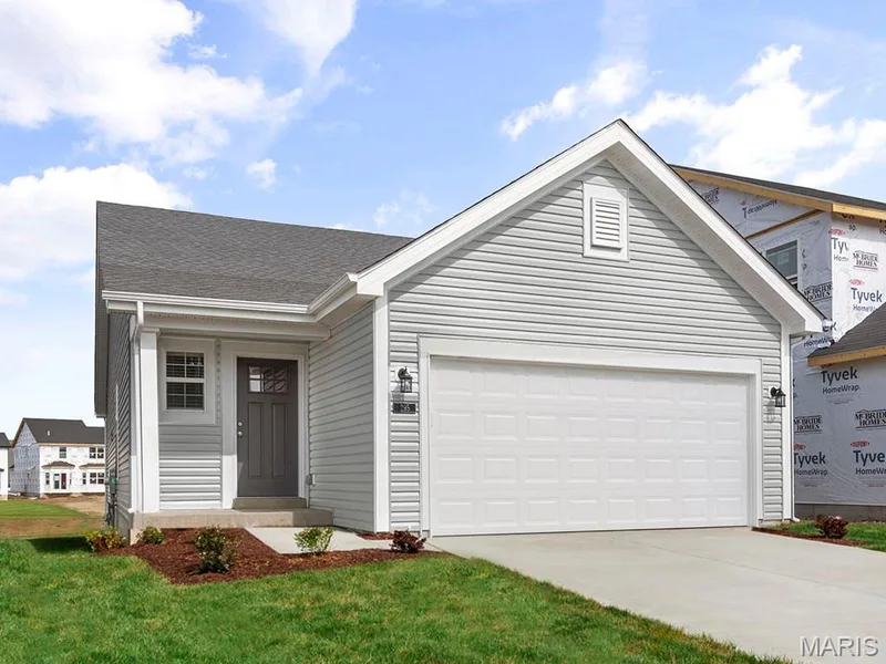 33 Integrity Court, Wentzville, MO β listing photo 1