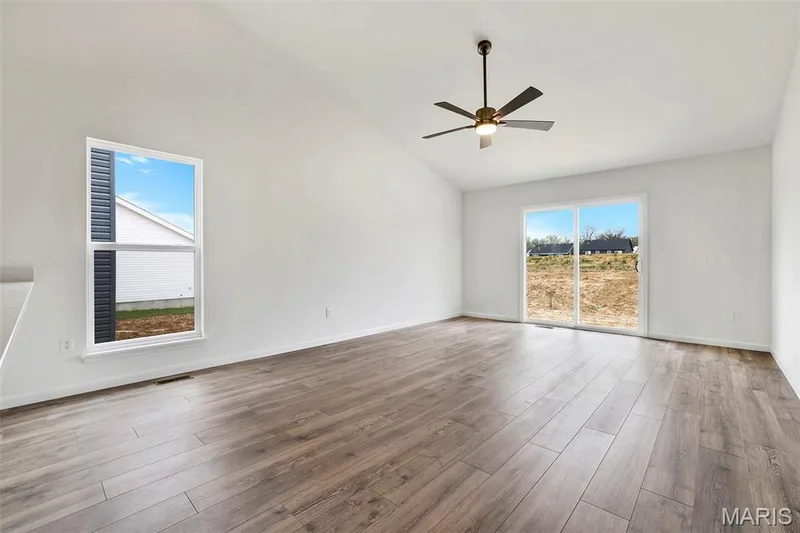 33 Integrity Court, Wentzville, MO 63385 — listing photo 10 of 24