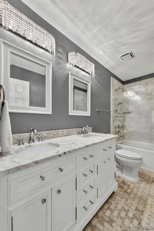Upstairs Full Bathroom — 701 Loretta Drive, O'Fallon, MO 63366