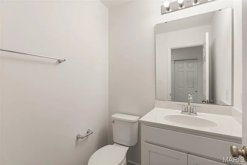 406 Yellow Rose Court, Wentzville, MO 63385 — listing photo 21 of 24