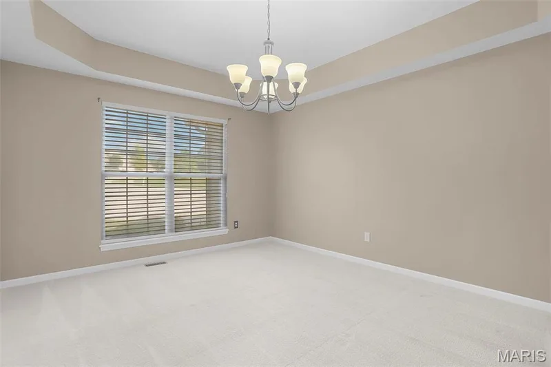 6 Crestwyck Court, Lake St. Louis, MO 63367 — listing photo 7 of 55