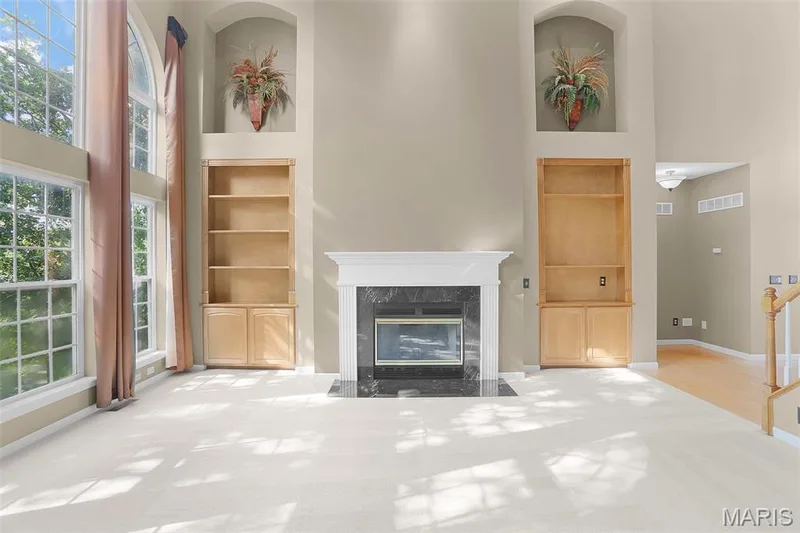 6 Crestwyck Court, Lake St. Louis, MO 63367 — listing photo 10 of 55