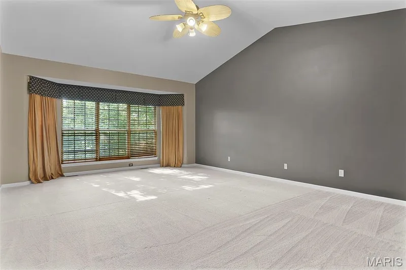 6 Crestwyck Court, Lake St. Louis, MO 63367 — listing photo 21 of 55