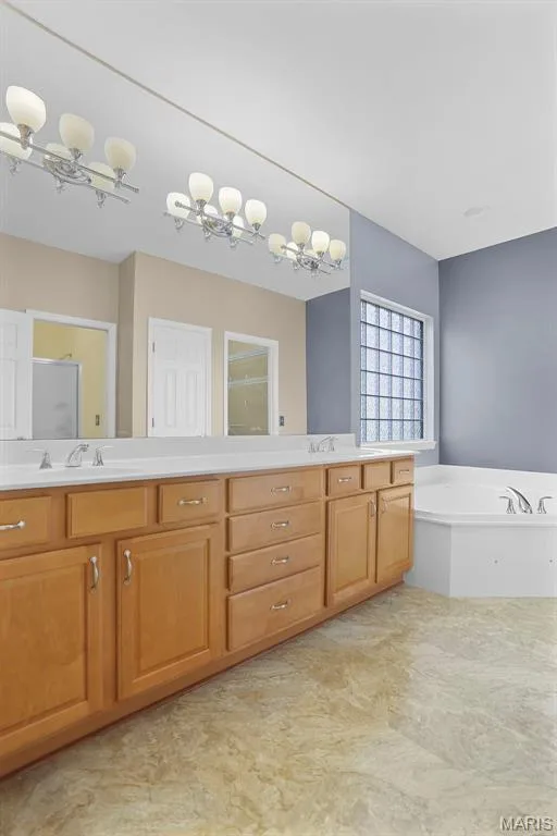 6 Crestwyck Court, Lake St. Louis, MO 63367 — listing photo 24 of 55