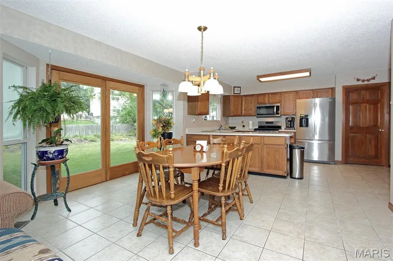 16 Staunton Way, O'Fallon, MO 63368 — listing photo 13 of 52