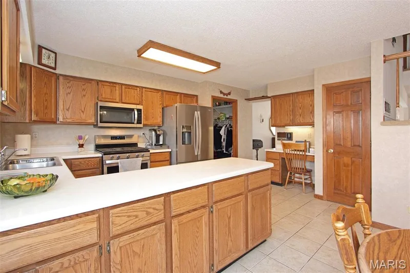 16 Staunton Way, O'Fallon, MO 63368 — listing photo 18 of 52