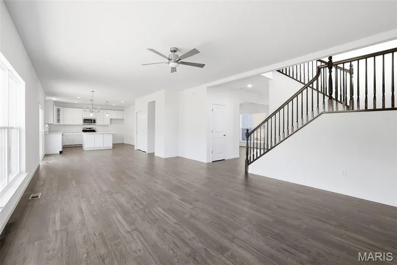 24 Bluestem Court, Lake St. Louis, MO 63367 — listing photo 5 of 26