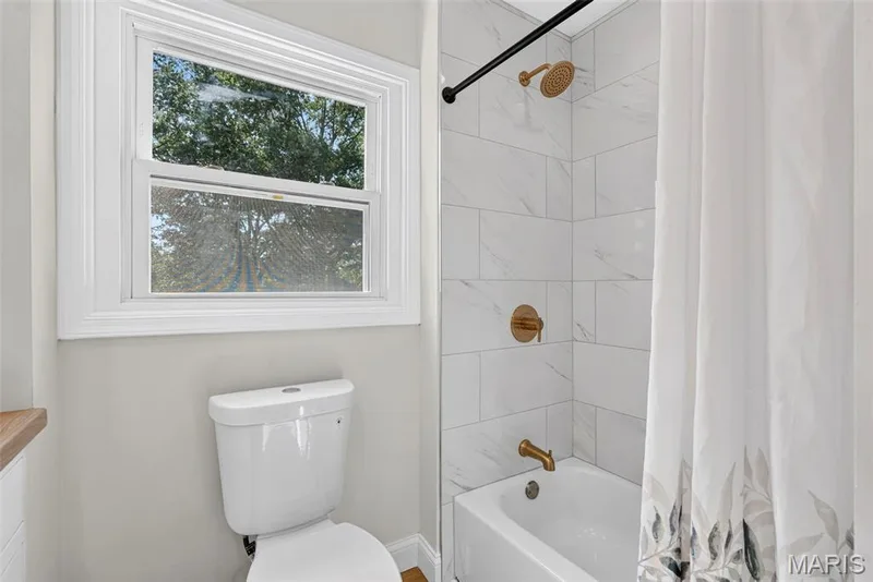 2251 Whitby Road, Chesterfield, MO 63017 — listing photo 24 of 53