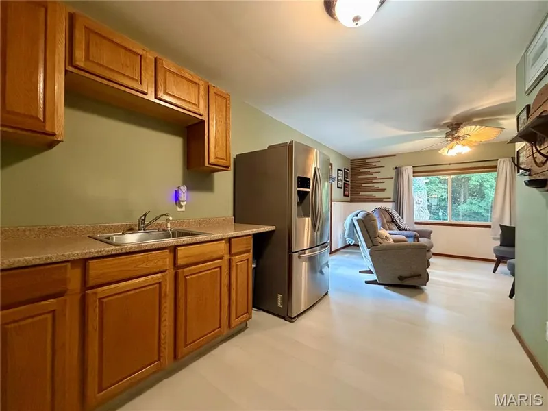 1392 Timothy Ridge Drive, St Charles, MO 63304 — listing photo 4 of 46