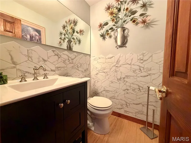 1392 Timothy Ridge Drive, St Charles, MO 63304 — listing photo 19 of 46