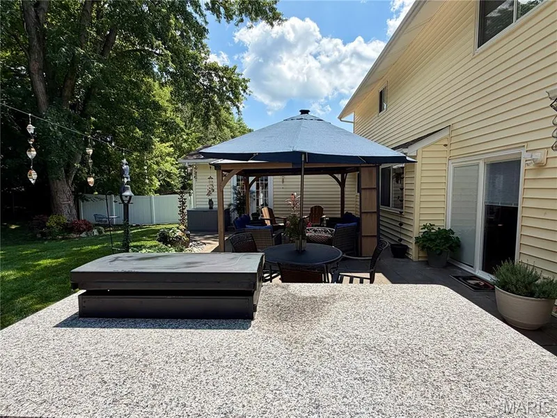 1392 Timothy Ridge Drive, St Charles, MO 63304 — listing photo 40 of 46