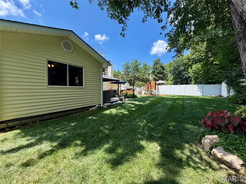 1392 Timothy Ridge Drive, St Charles, MO 63304 — listing photo 45 of 46