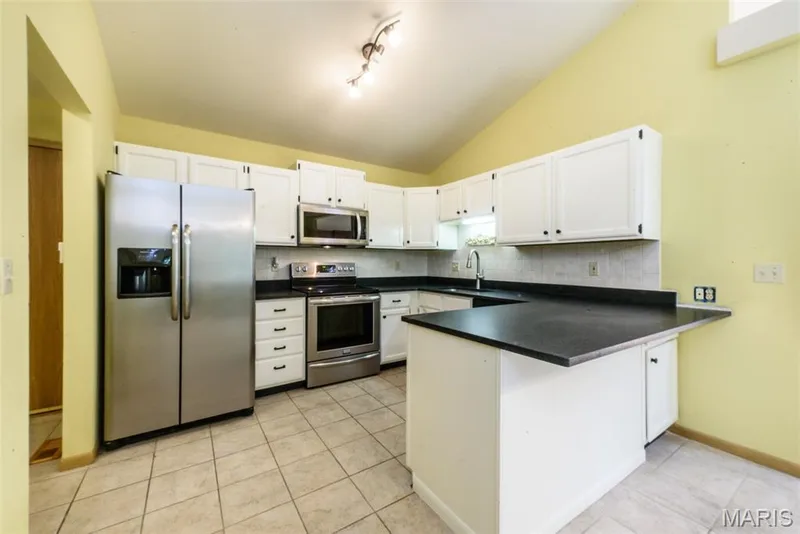 3935 Rhine Court, St Charles, MO 63304 — listing photo 9 of 22