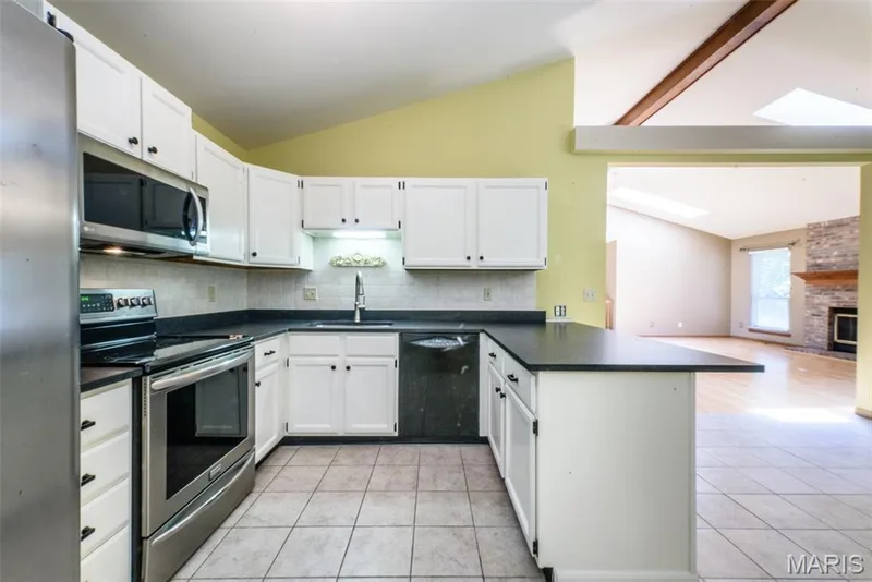 3935 Rhine Court, St Charles, MO 63304 — listing photo 10 of 22