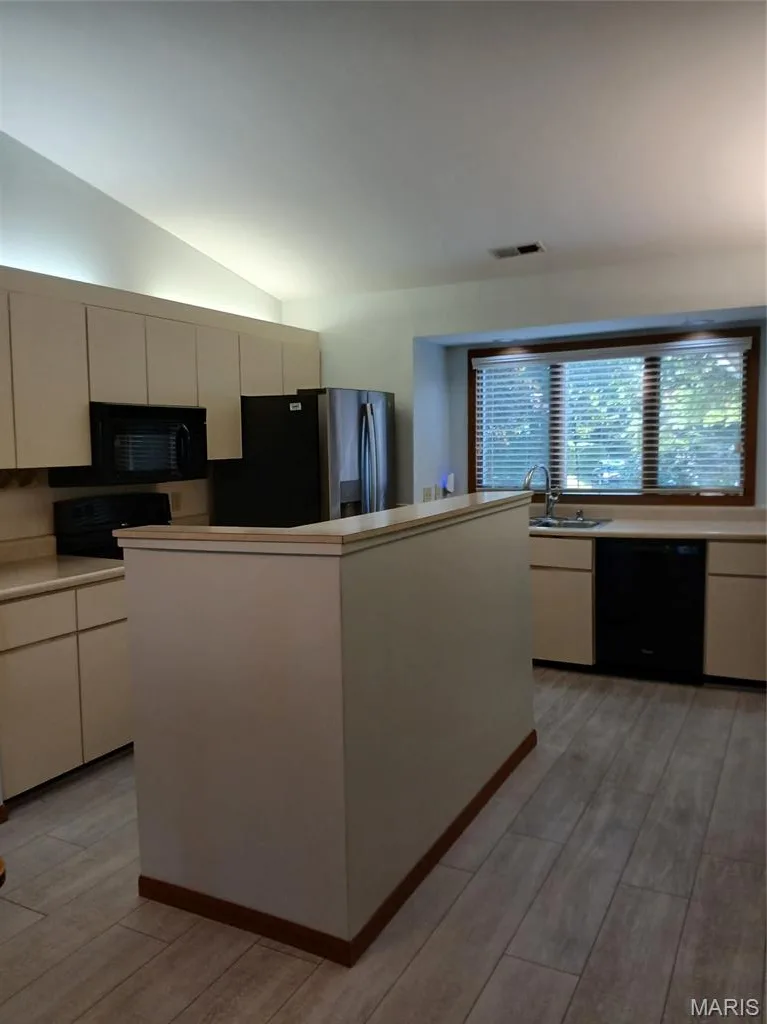Open Kitchen Area. — 2498 Fox Bridge Court #19, Lake St. Louis, MO 63367