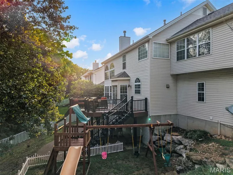2860 Westridge Oaks Court, Grover, MO 63040 — listing photo 10 of 81