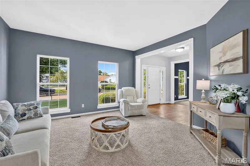 2860 Westridge Oaks Court, Grover, MO 63040 — listing photo 17 of 81