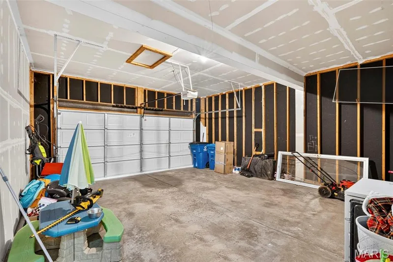 2860 Westridge Oaks Court, Grover, MO 63040 — listing photo 37 of 81