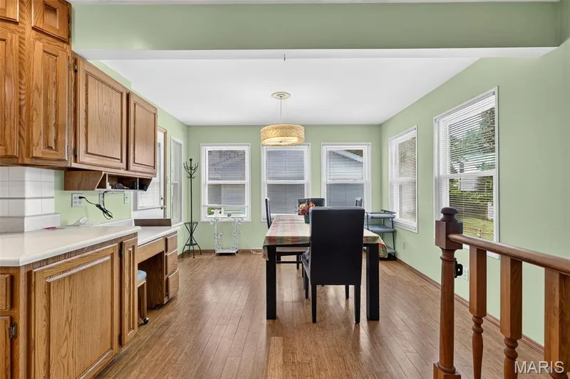 1817 W Clark Street, St Charles, MO 63301 — listing photo 15 of 41