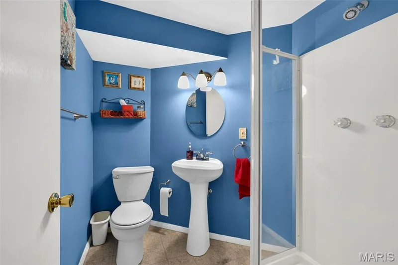 1817 W Clark Street, St Charles, MO 63301 — listing photo 26 of 41