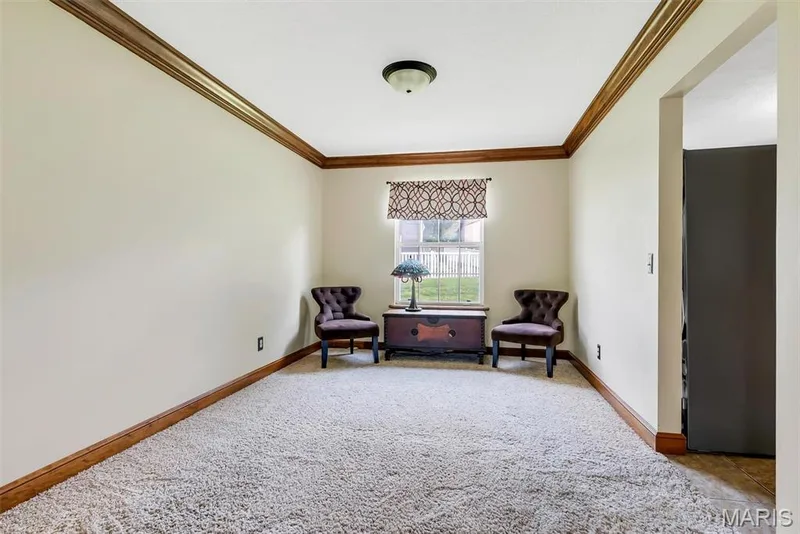 13 Tremaine Court, St Charles, MO 63304 — listing photo 7 of 27