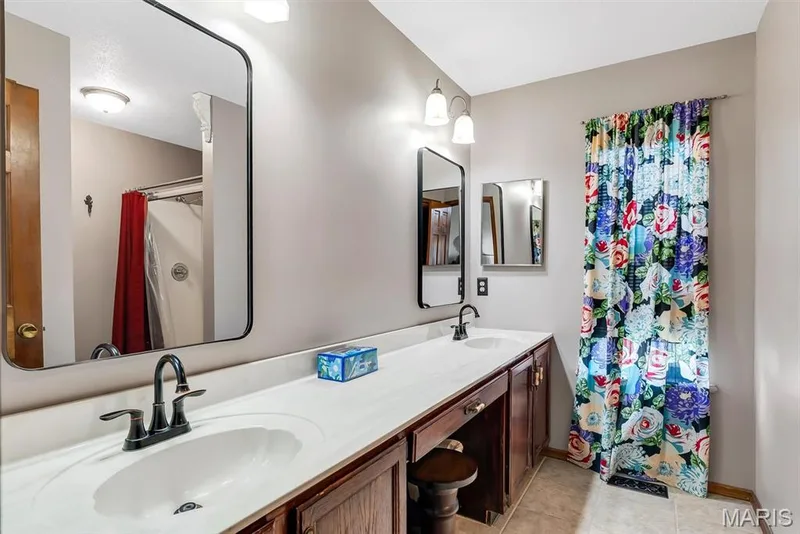 13 Tremaine Court, St Charles, MO 63304 — listing photo 26 of 27