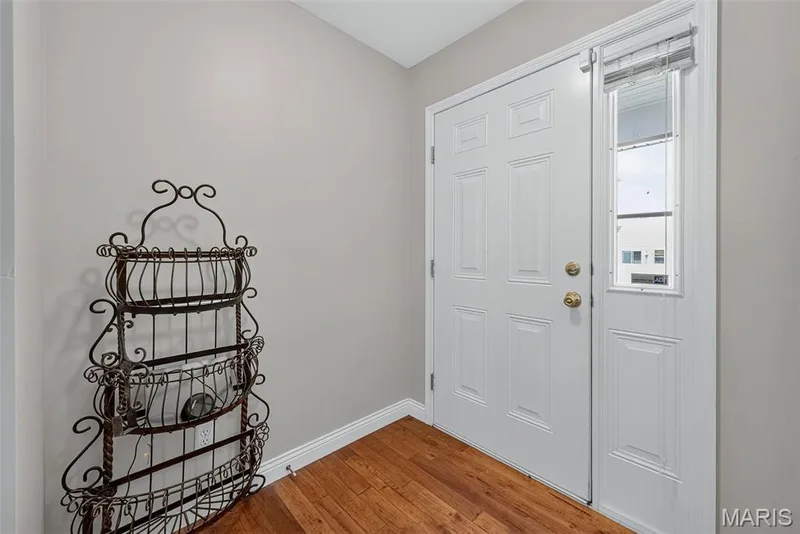 384-386 Shadow Pines Drive, Wentzville, MO 63385 — listing photo 6 of 73