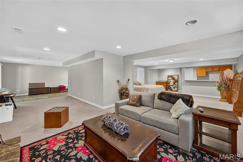 384-386 Shadow Pines Drive, Wentzville, MO 63385 — listing photo 29 of 73