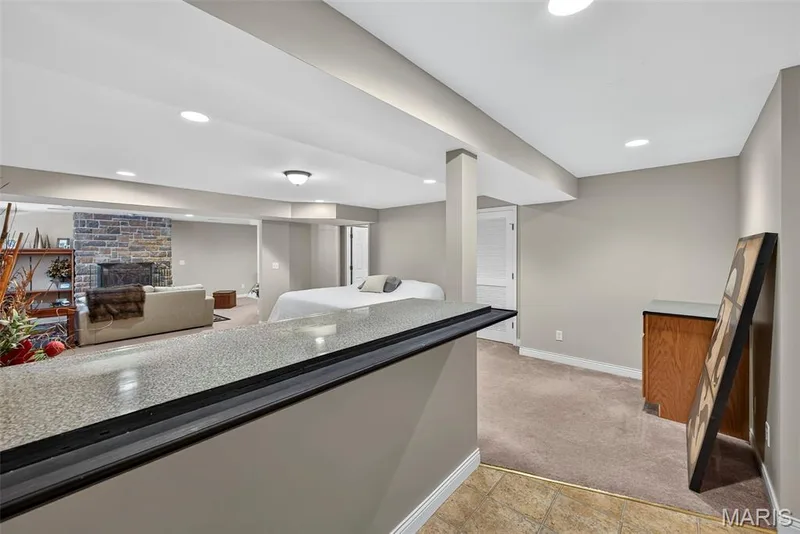 384-386 Shadow Pines Drive, Wentzville, MO 63385 — listing photo 33 of 73