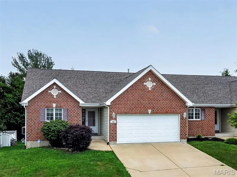 384-386 Shadow Pines Drive, Wentzville, MO 63385 — listing photo 42 of 73