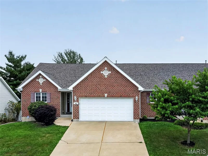 384-386 Shadow Pines Drive, Wentzville, MO 63385 — listing photo 43 of 73