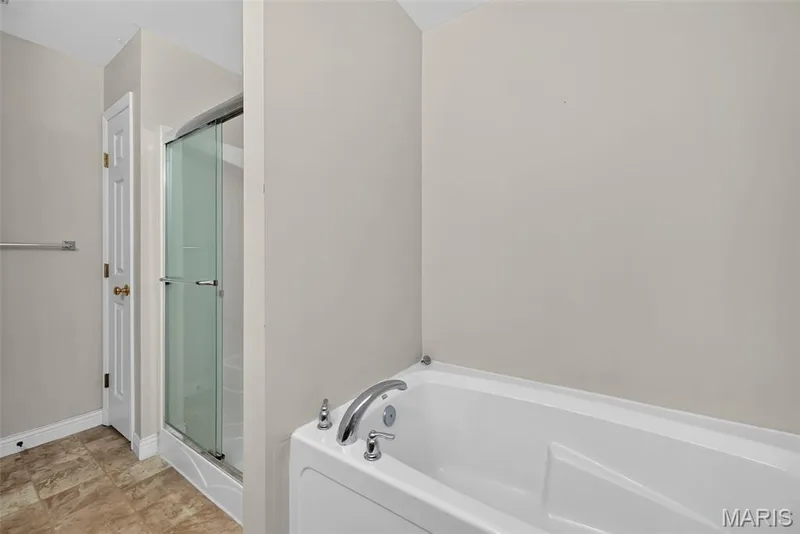 384-386 Shadow Pines Drive, Wentzville, MO 63385 — listing photo 62 of 73