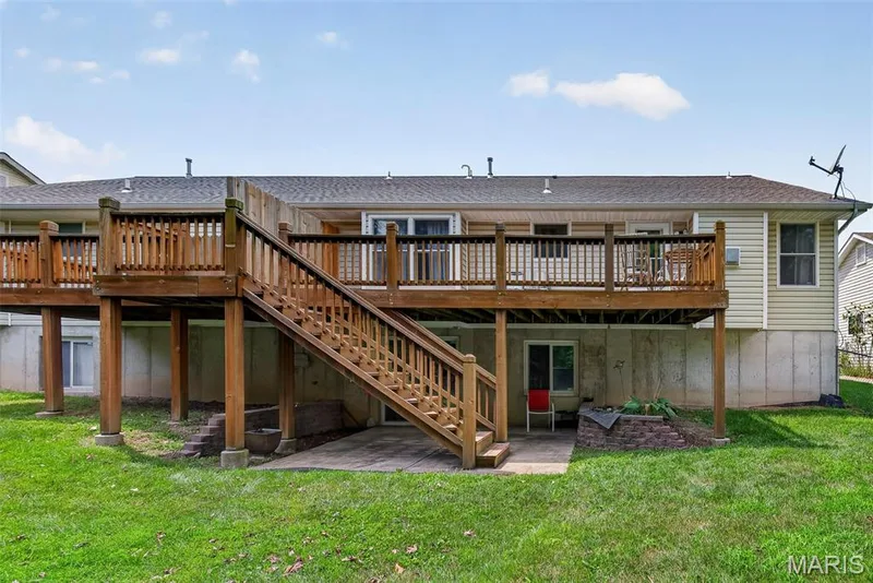 384-386 Shadow Pines Drive, Wentzville, MO 63385 — listing photo 70 of 73