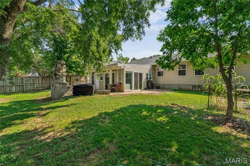 871 Molloy Drive, O'Fallon, MO 63366 — listing photo 6 of 35