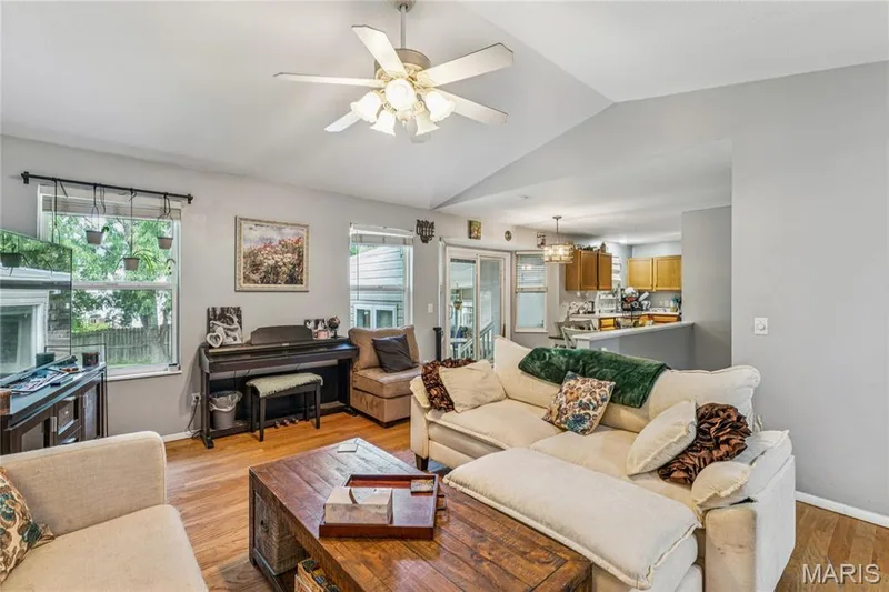 871 Molloy Drive, O'Fallon, MO 63366 — listing photo 10 of 35